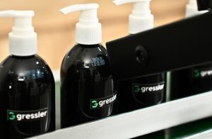 Automatisasi proses produksi industri kecantikan