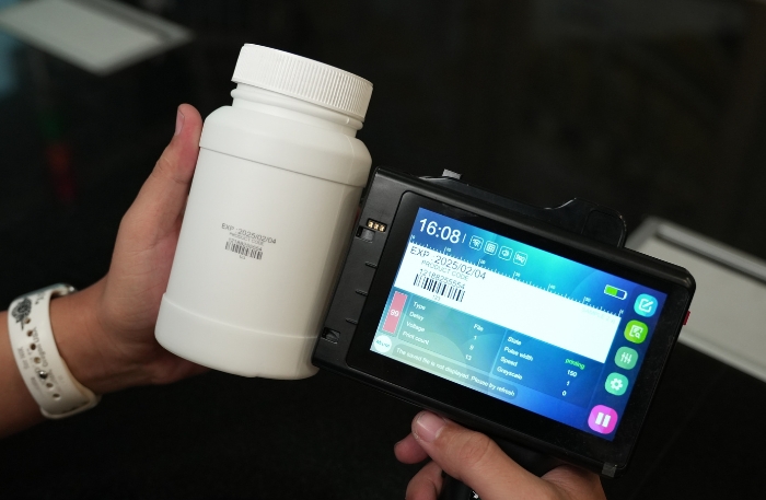 Mesin Coding untuk Industri Bahan Kimia gressler