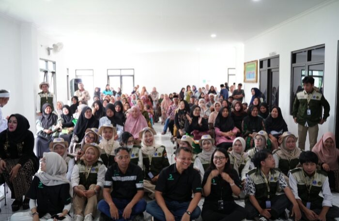 CSR Gressler umkm warga